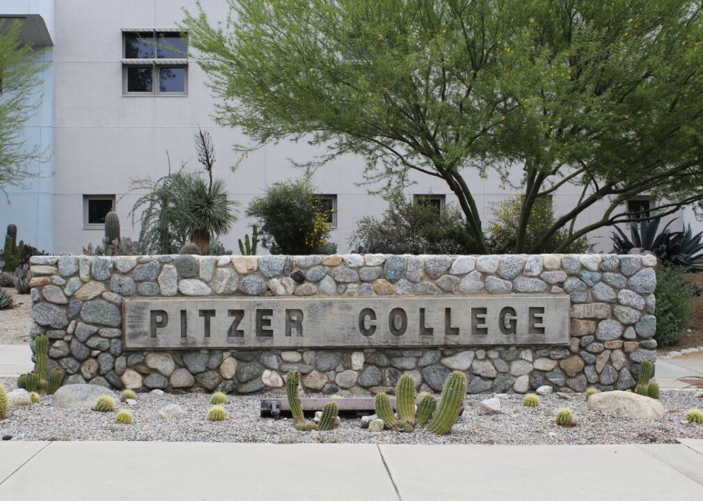 #34. Pitzer College
